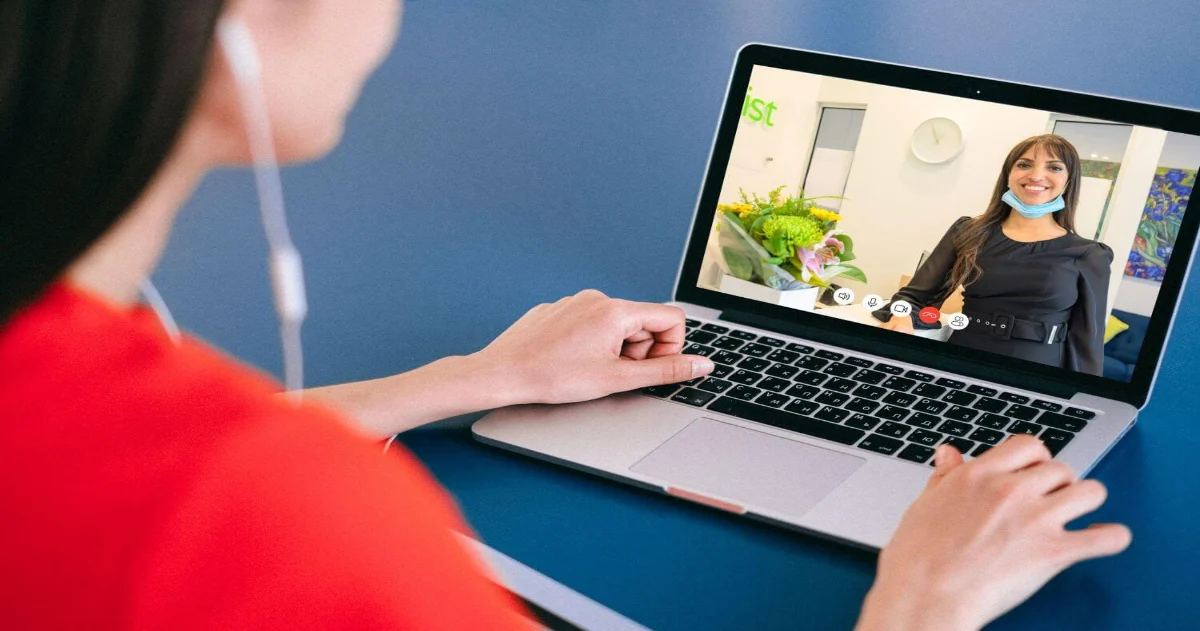 Crafting Memorable First Impressions with Virtual Reception on Dental Websites